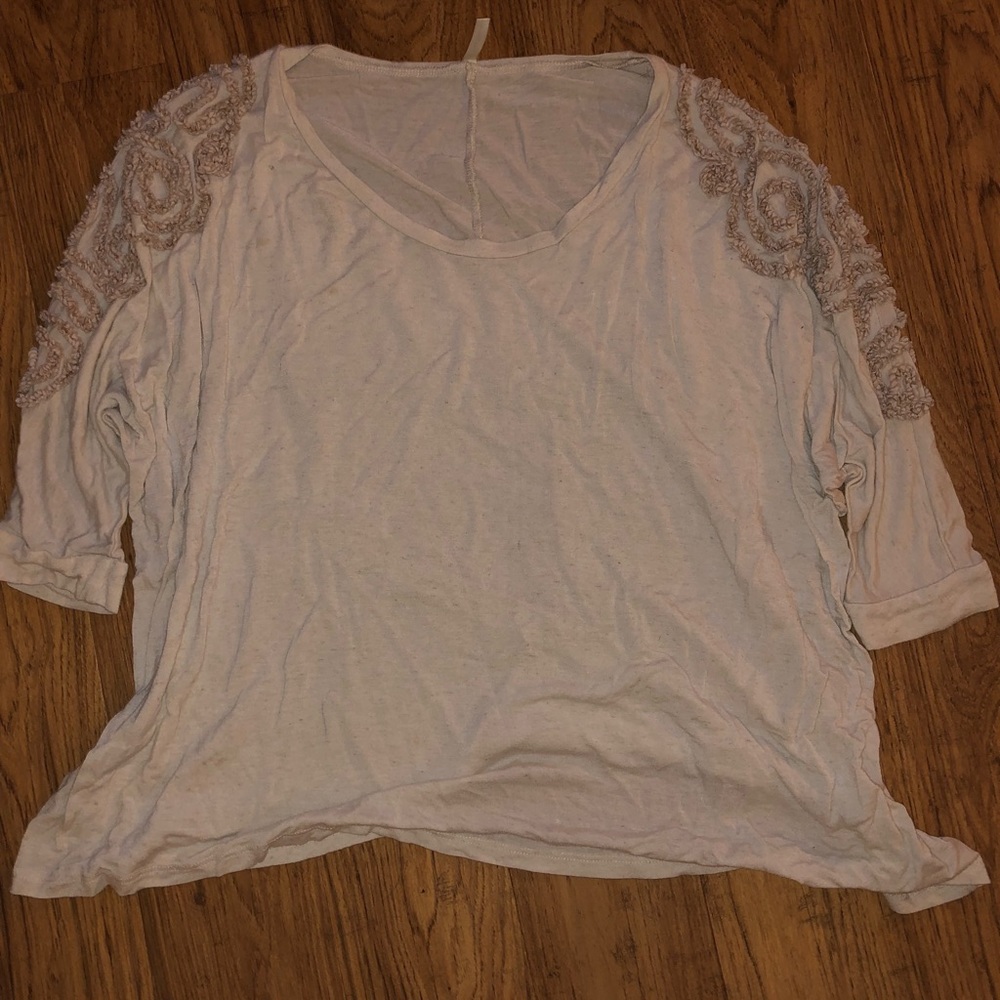 Blouse with should design